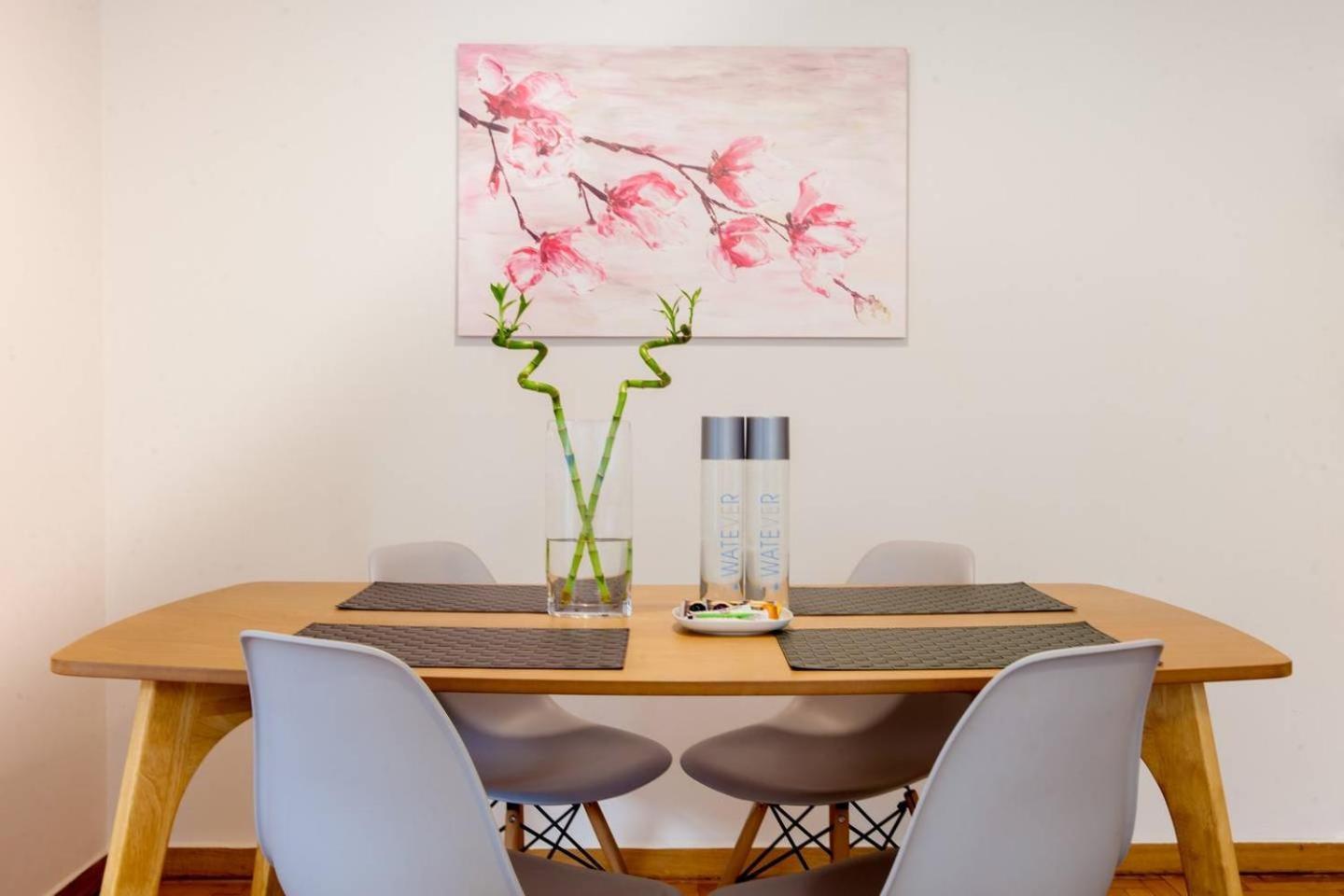 Toni'S 2Bd Home In Centre, 15 Sec To Metro Athens Ngoại thất bức ảnh